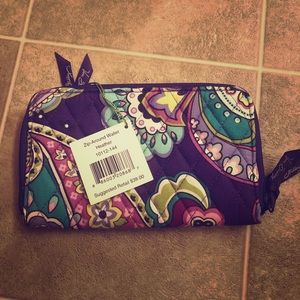 NWT Vera Bradley Zip-Around Wallet